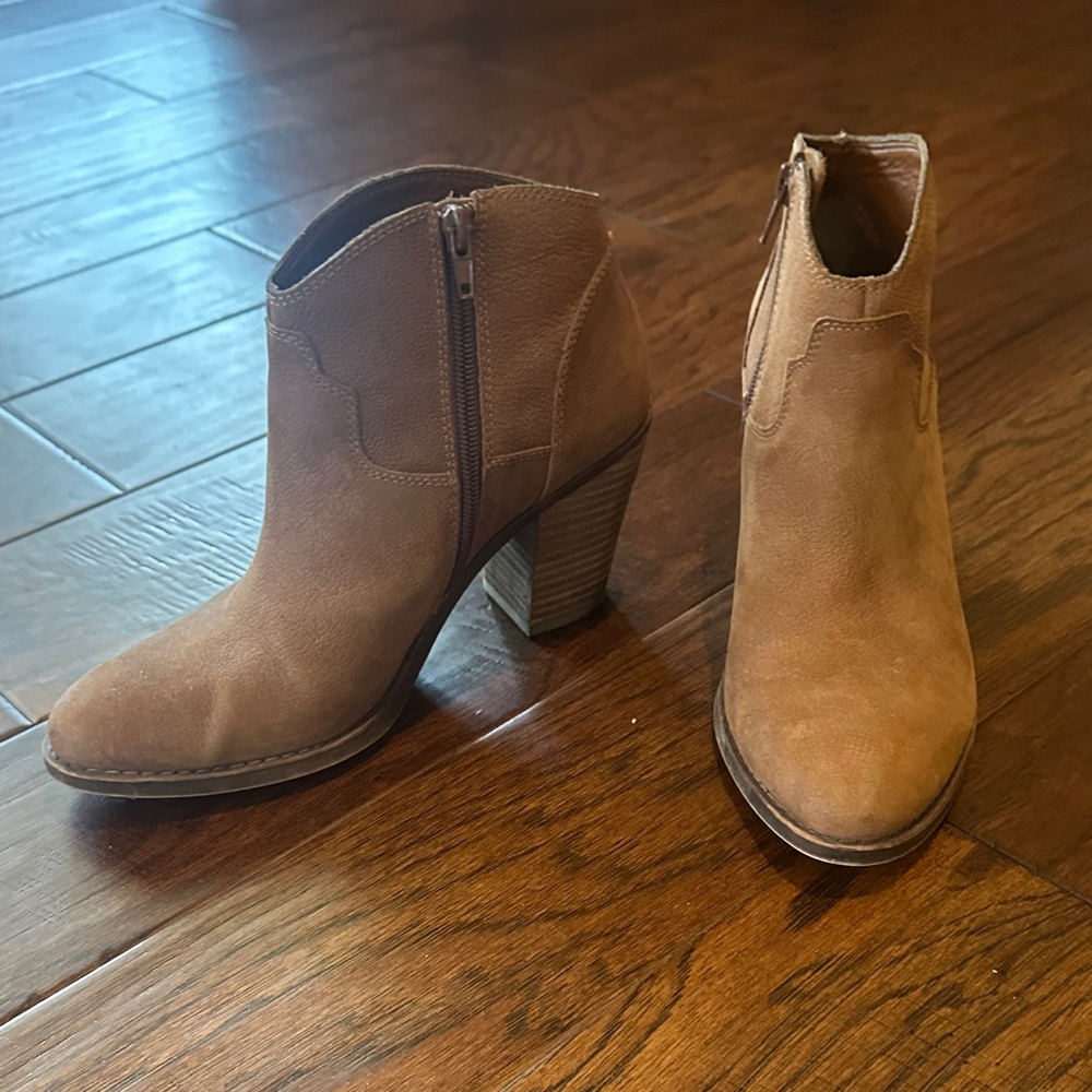 Lucky Brand Brown Ankle Booties with Chunky Heel